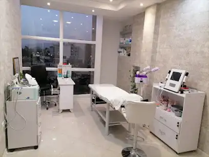 کلینیک زیبایی آوین