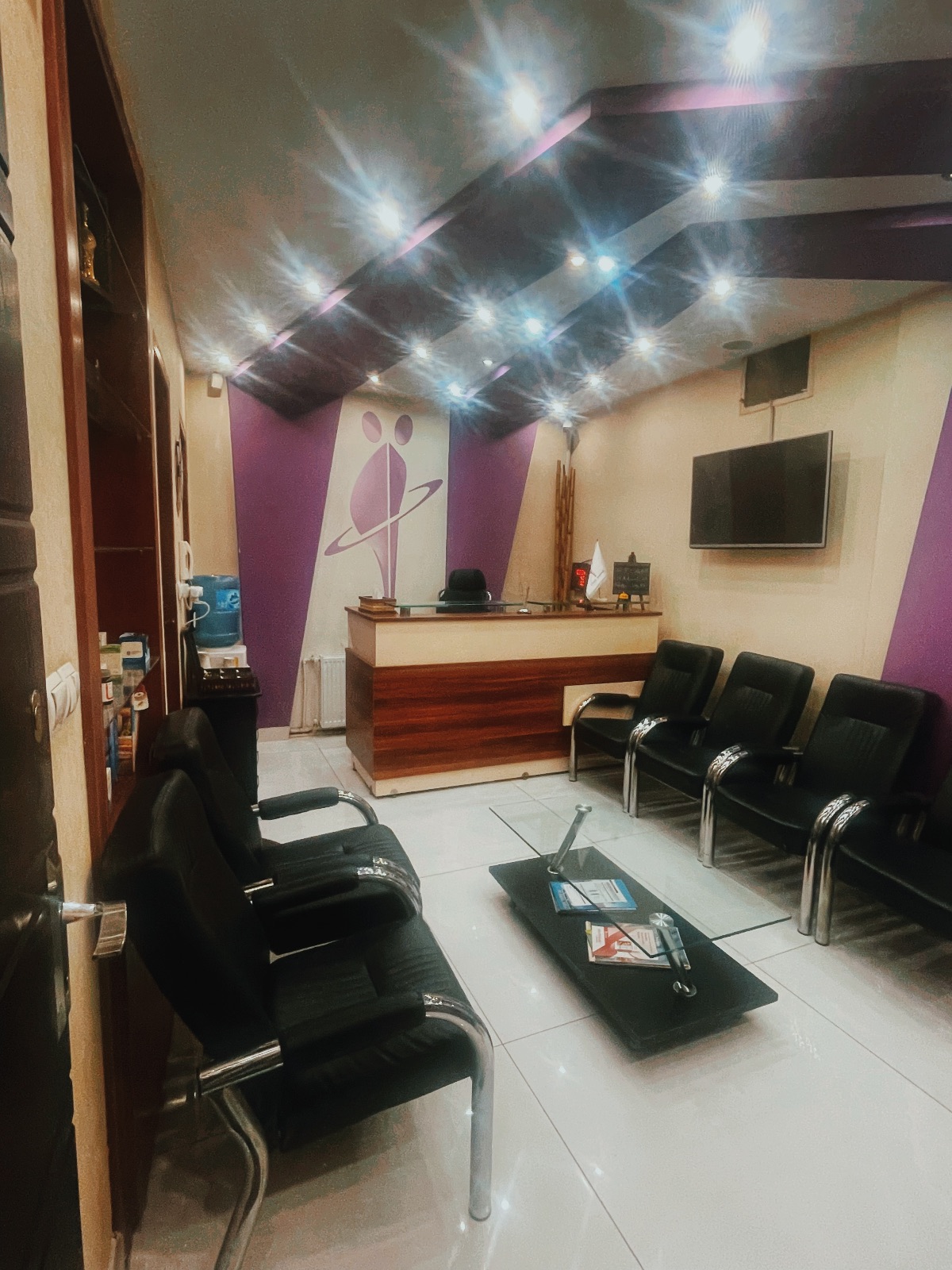 کلینیک لاغری آسایش کرایولیپولیز